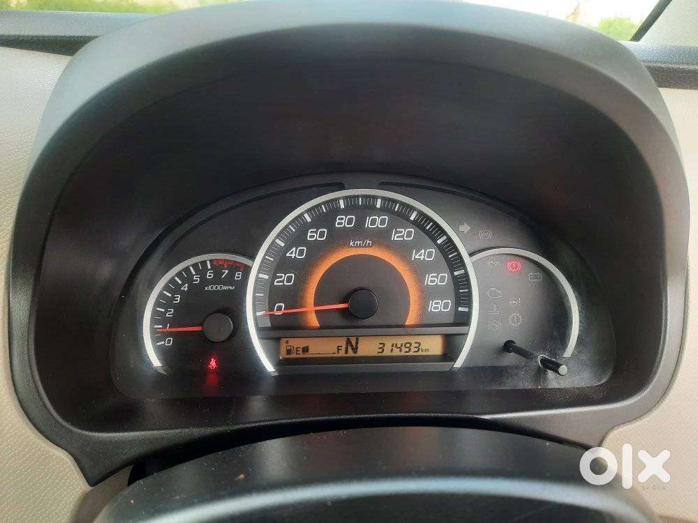 Maruti Suzuki Wagon R 1.0 Vxi Amt, 2016, Petrol