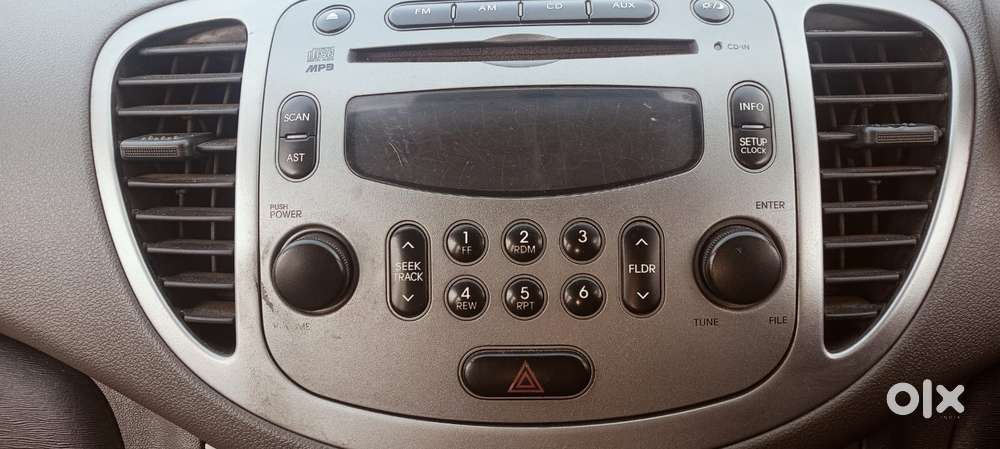 Hyundai I10 Sportz 1.1l, 2015, Cng & Hybrids