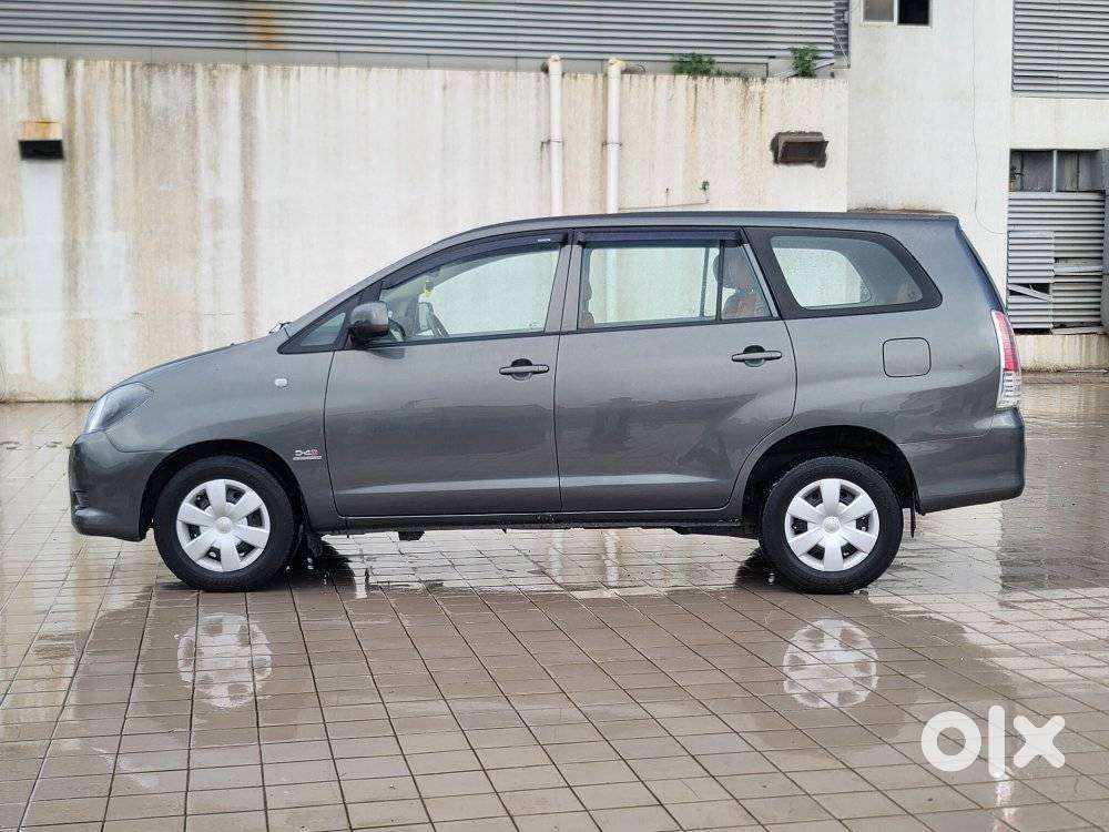 Toyota Innova 2.5 G (diesel) 7 Seater, 2011, Diesel