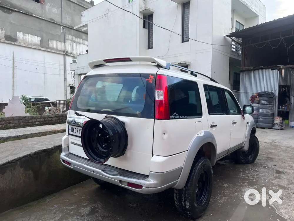 Endeavour 4x4
Off-road Beast