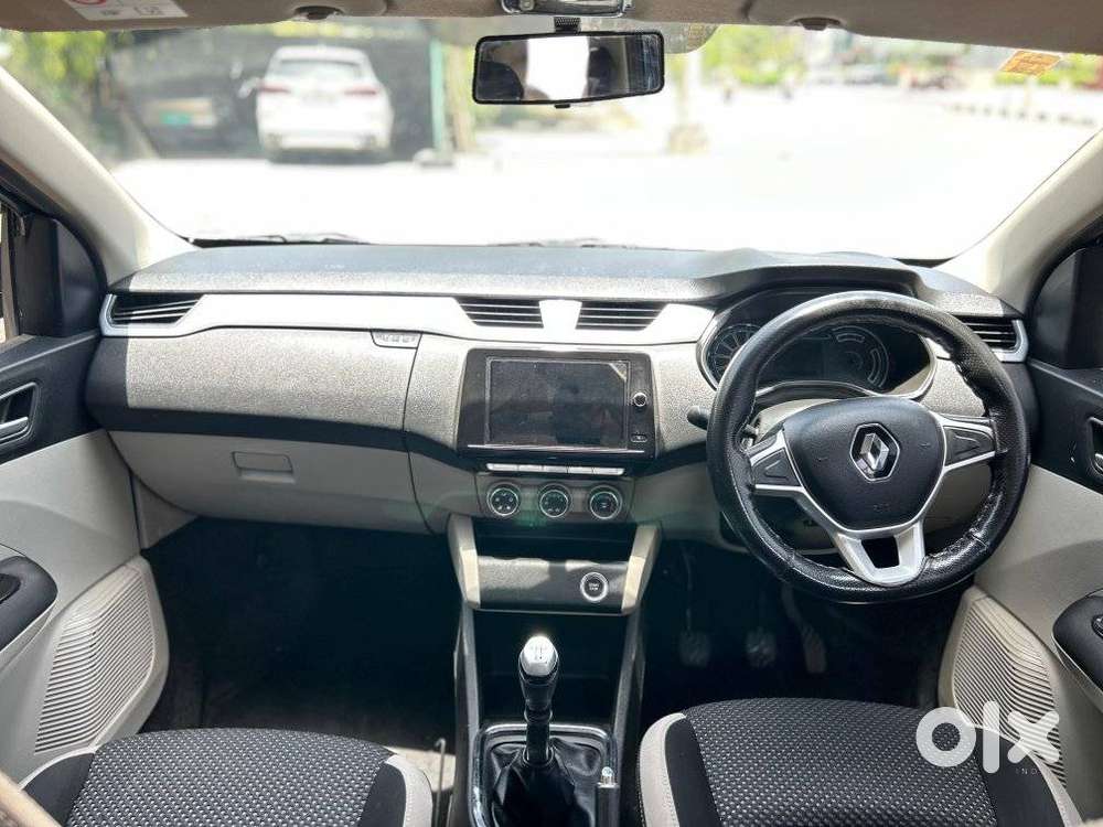 Renault Triber Rxz, 2019, Petrol