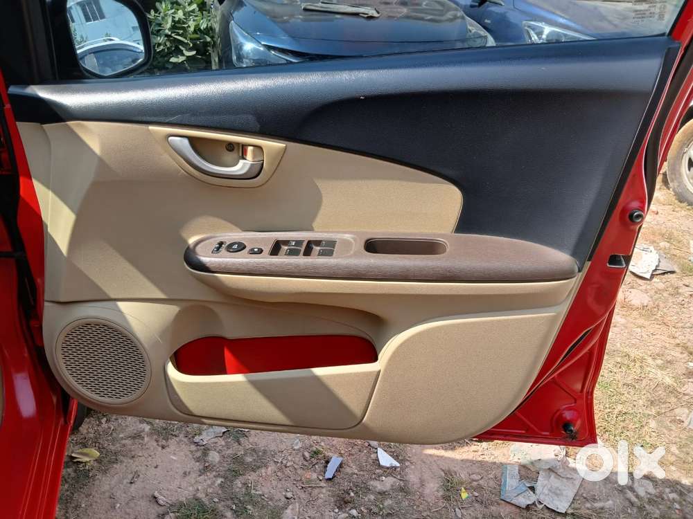 Honda Brio 2011-2013 V Mt, 2012, Petrol