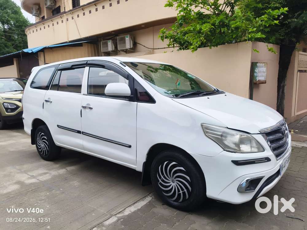 Toyota Innova 2.5 G (diesel) 8 Seater, 2012, Diesel