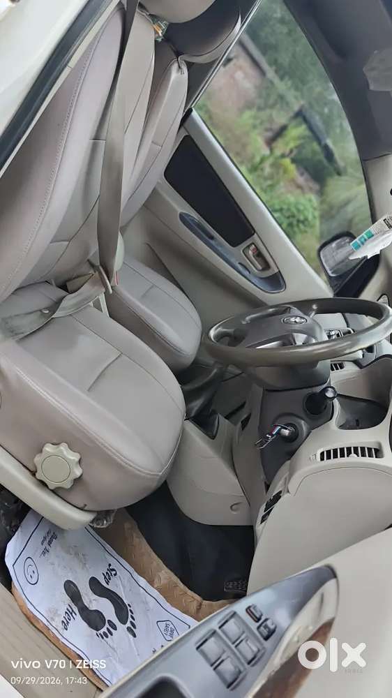 Toyota Innova 2.5 G 2012