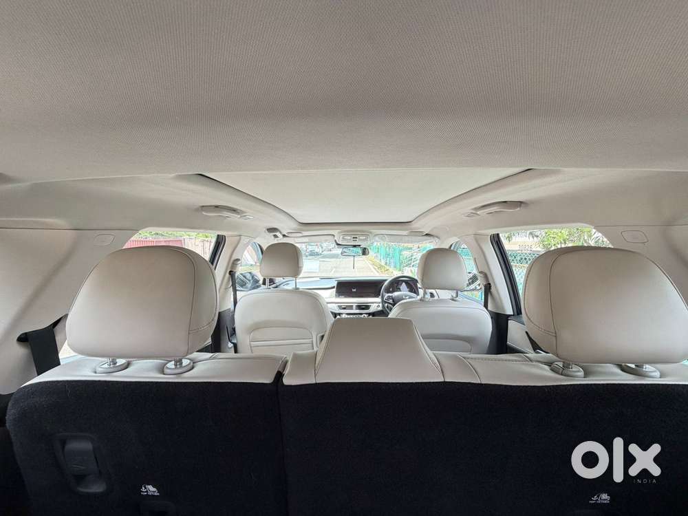 Mahindra Xuv700 2.2 Ax 7 Diesel Mt Luxury Pack Str, 2023, Diesel
