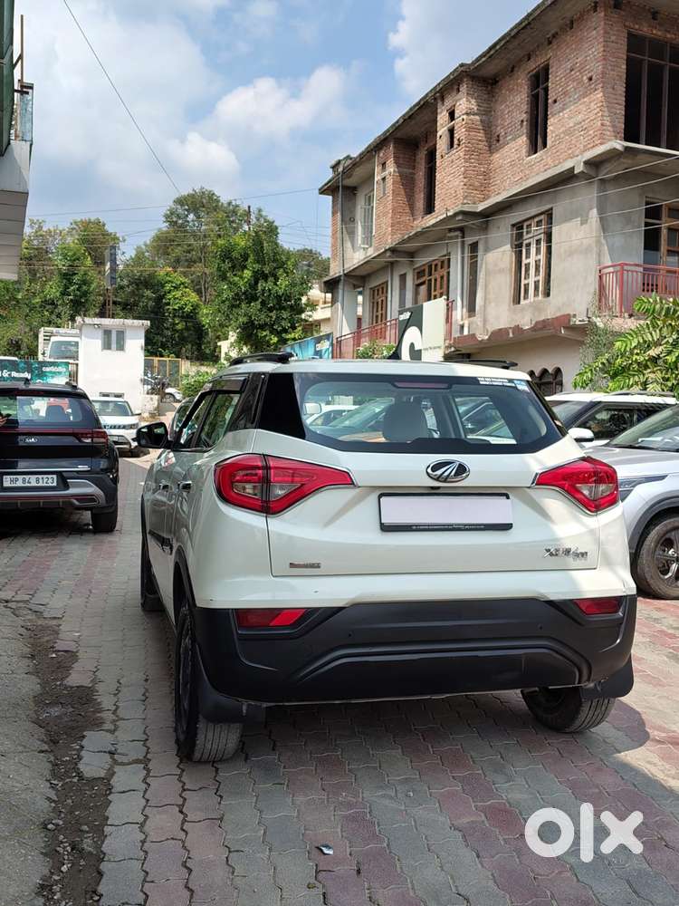 Mahindra Xuv300 1.2 W6 Amt Petrol, 2022, Petrol