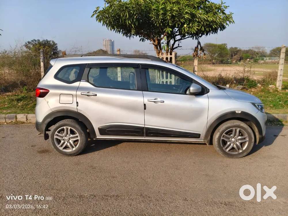 Renault Triber 2023 Petrol 25000 Km Driven