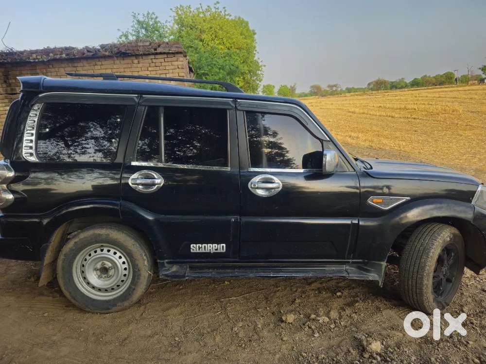Mahindra Scorpio Classic 2016 Diesel 105000 Km Driven
