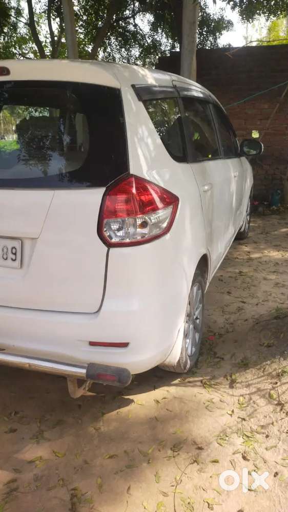Maruti Suzuki Ertiga 2015 Diesel 175000 Km Driven