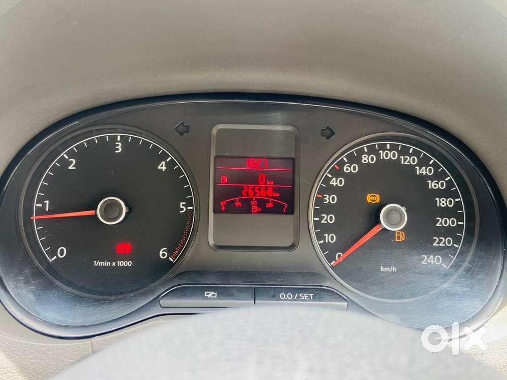 Volkswagen Vento Celeste 1.6 Highline, 2012, Diesel