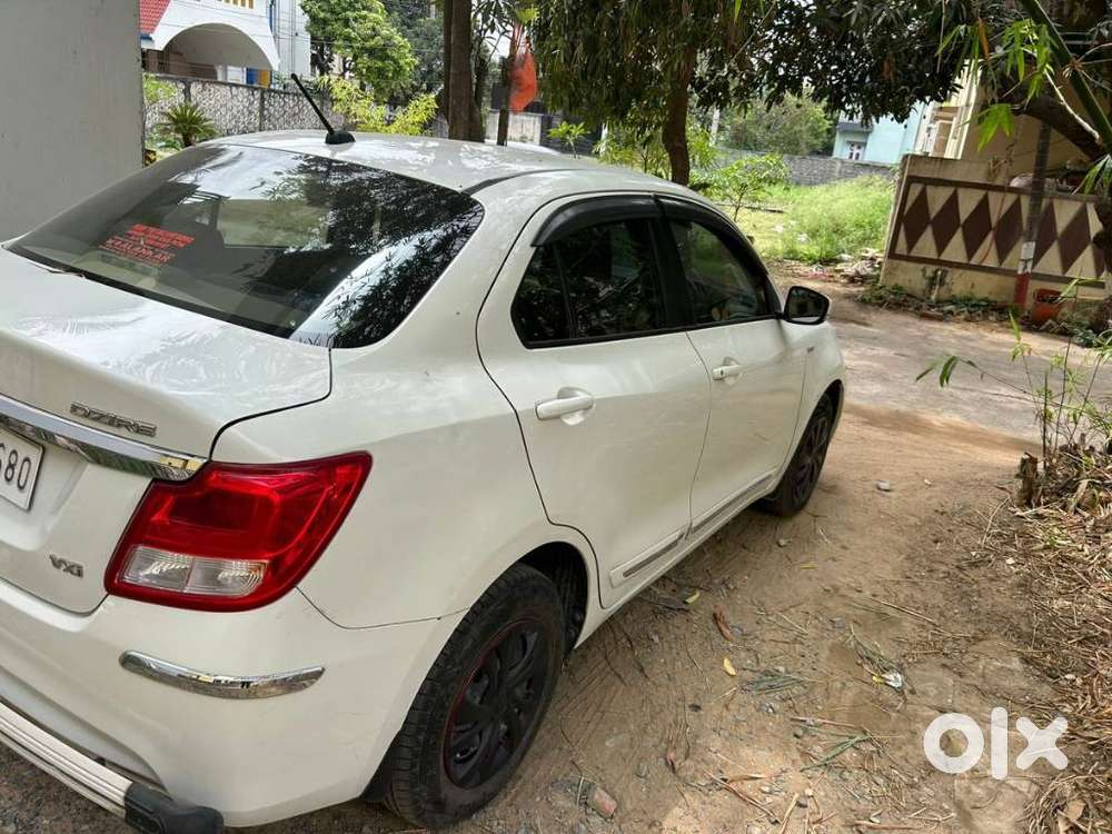 Maruti Suzuki Swift Dzire 1.2 Vxi Bsiv, 2018, Petrol