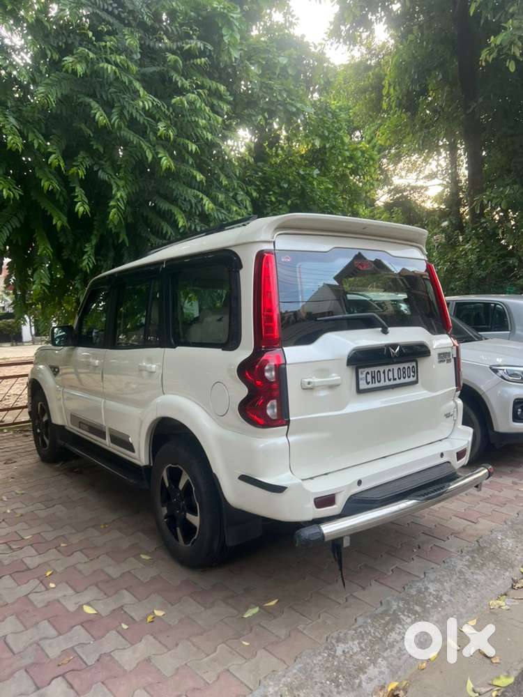 Mahindra Scorpio Classic 2022 Diesel Manual