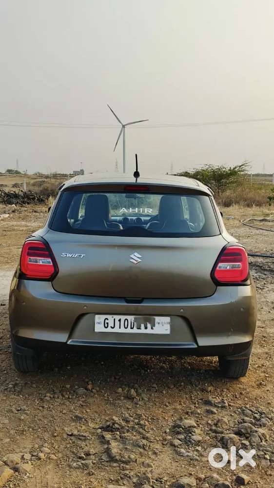 Maruti Suzuki Swift Vxi 2021
