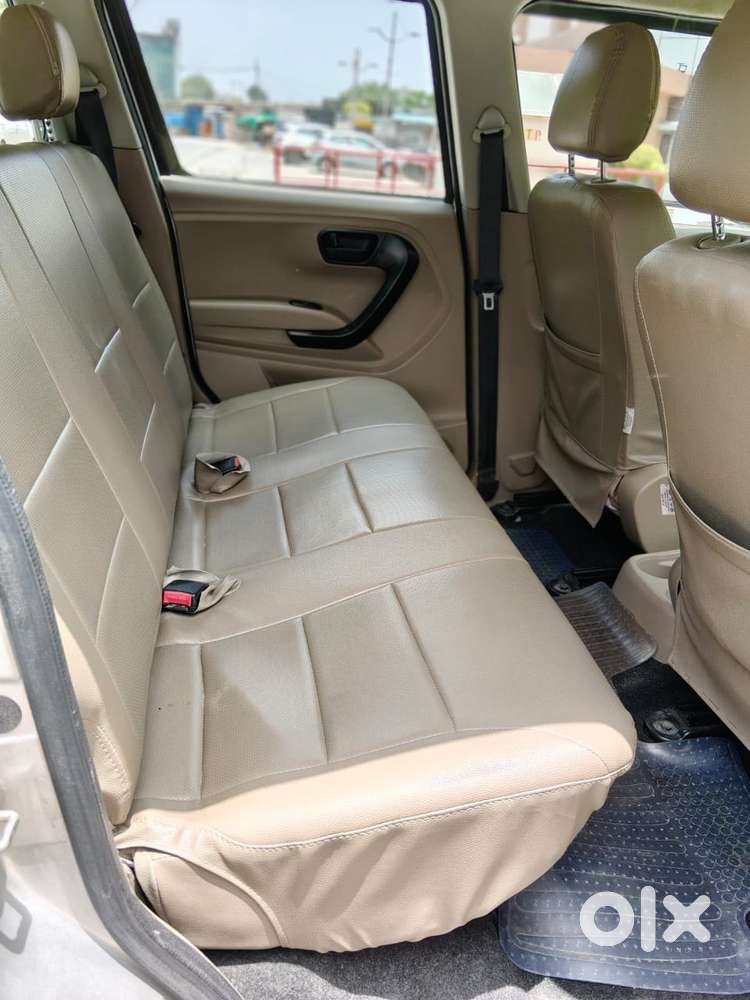 Mahindra Tuv 300 T4, 2016, Diesel