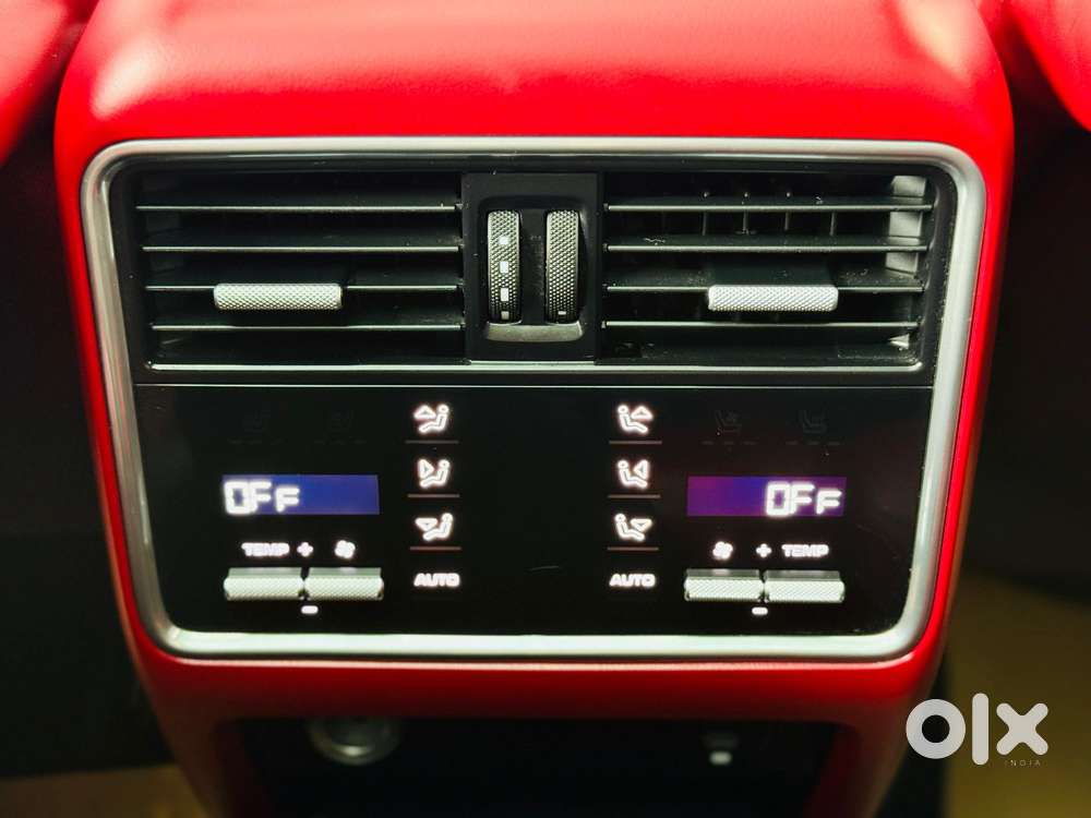 Porsche Cayenne Base, 2022, Petrol