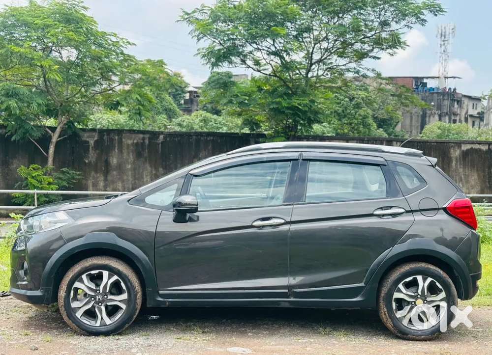 Honda Wr-v 2018 Diesel Sunroof 1st Owner In Excellent Condition