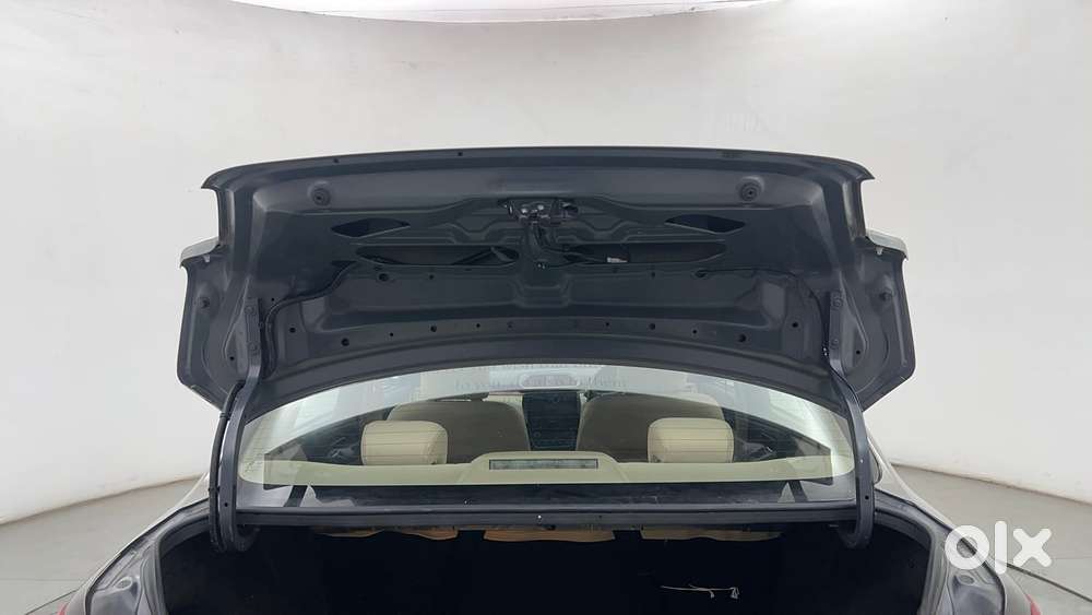 Maruti Suzuki Dzire 1.2 Zxi, 2018, Petrol