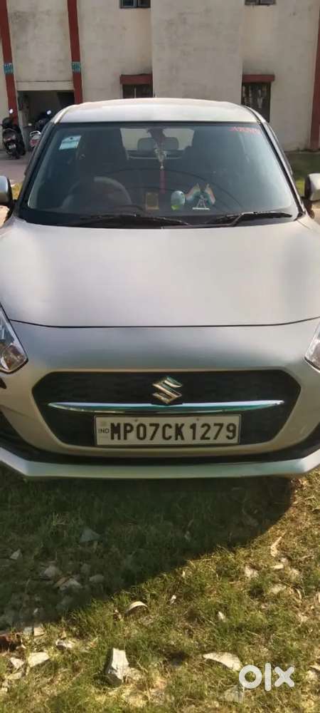 Maruti Suzuki Swift Vxi 2021