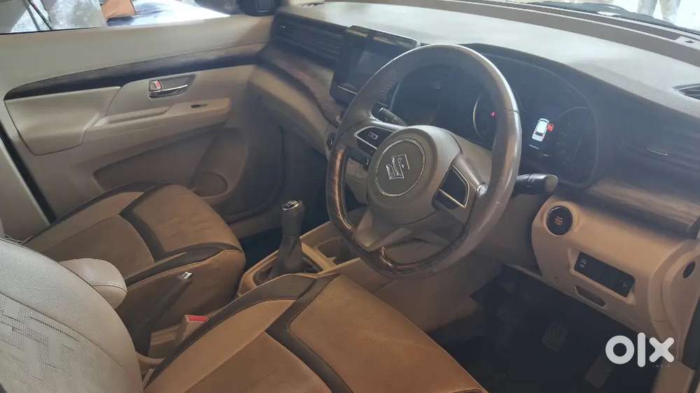 Full Option Smart Hybrid Zxi +bs
