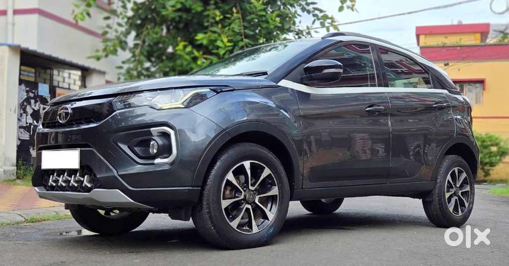 Tata Nexon 1.2 Revotron Xza Plus Dualtone, 2020, Petrol
