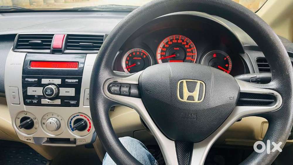 Honda City, 2011, Petrol