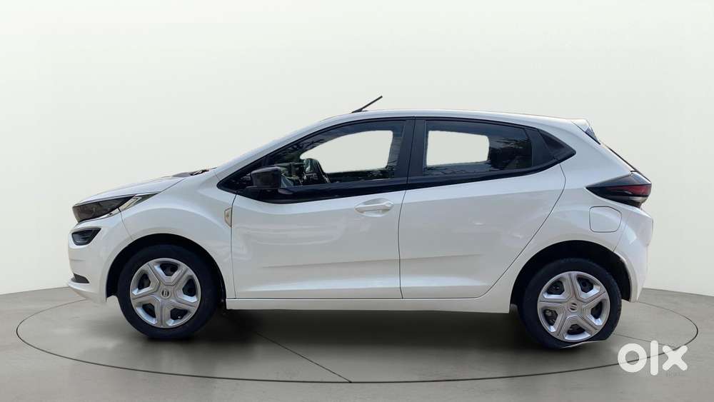 Tata Altroz 1.2 Xm Plus, 2021, Petrol