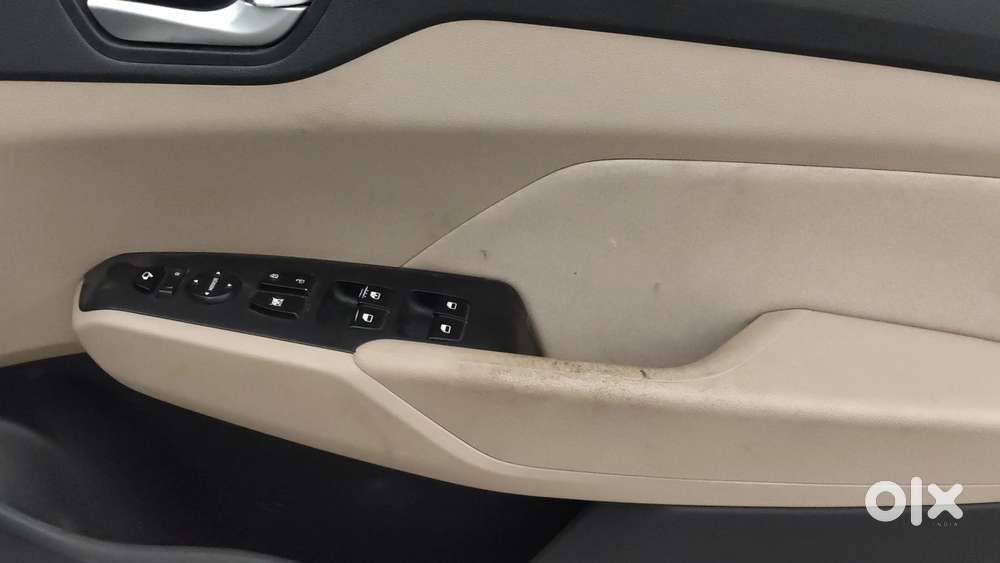 Hyundai Verna 1.6 Sx Crdi At, 2017, Diesel