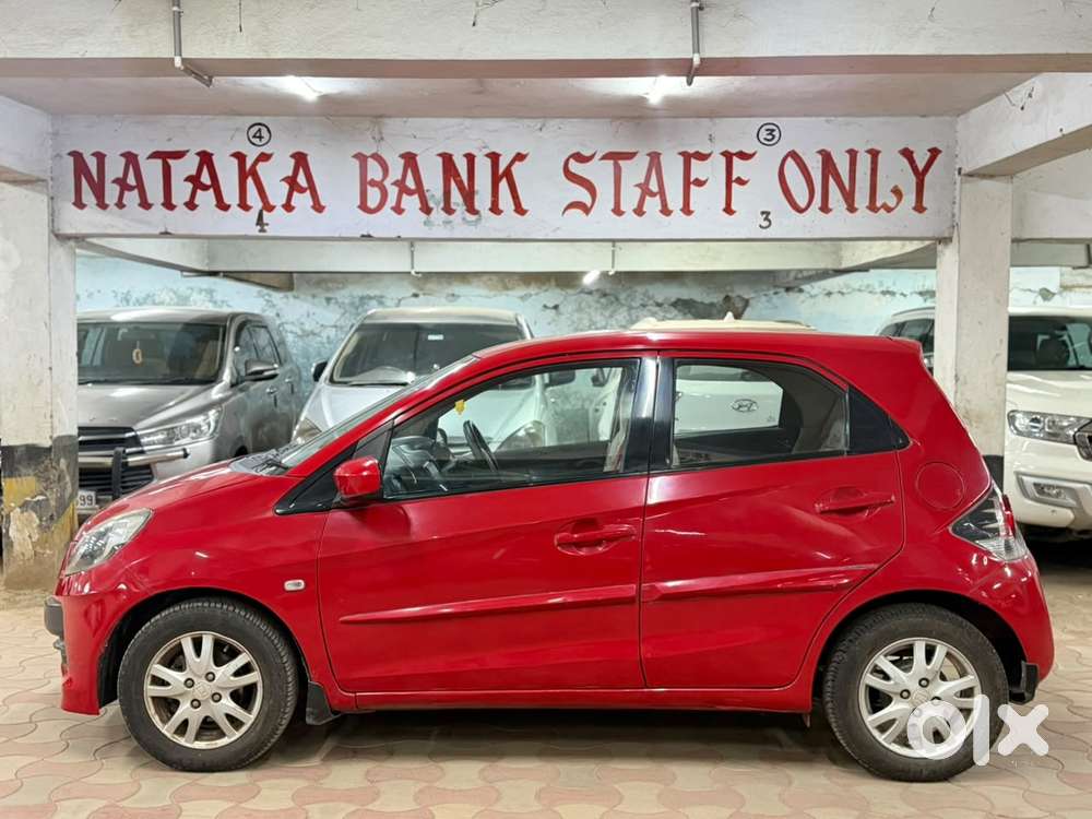 Honda Brio V Automatic, 2014, Petrol