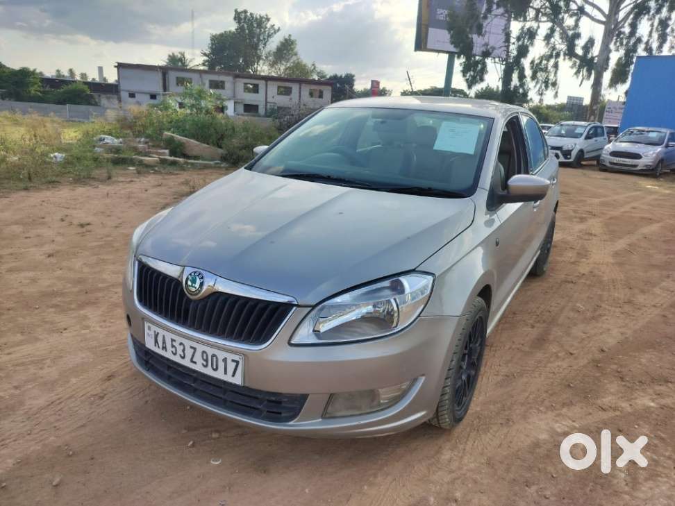 Skoda Rapid Ambition 1.6 Tdi Cr Manual Plus, 2012, Diesel