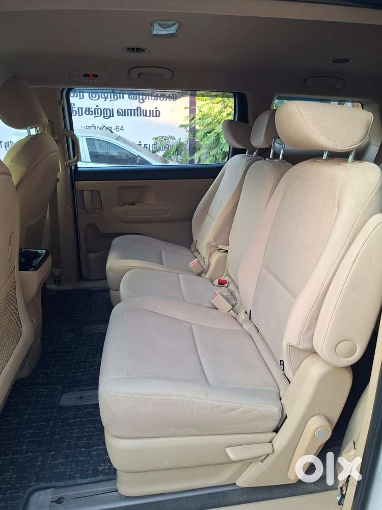 Kia Carnival Premium, 2021, Diesel