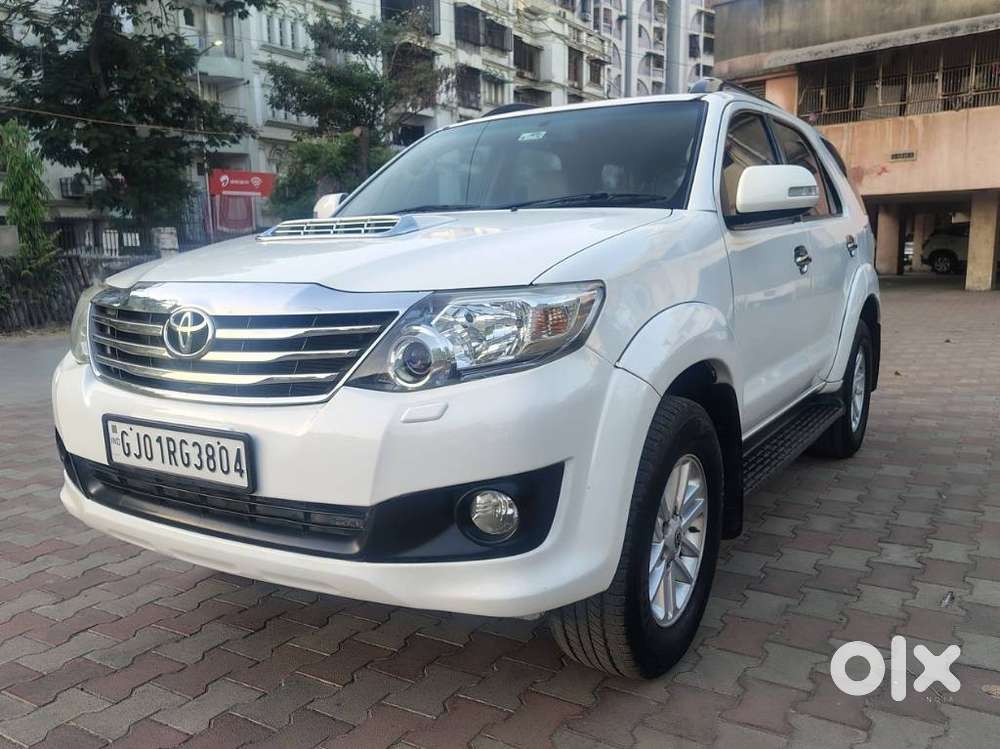 Toyota Fortuner 3.0 4x2 Automatic, 2014