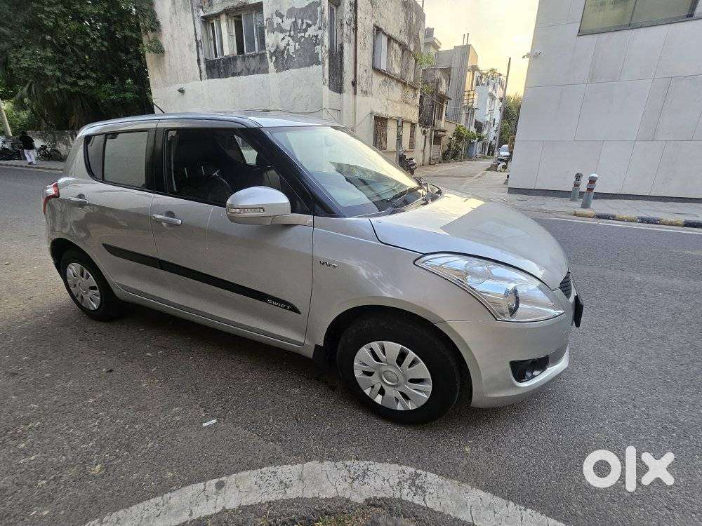 Maruti Suzuki Swift 2011-2014 Vxi, 2013, Petrol