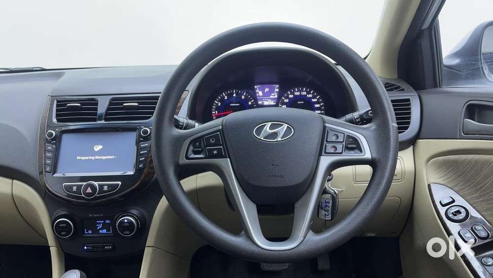 Hyundai Verna Fluidic 1.6 Vtvt Sx, 2016, Petrol