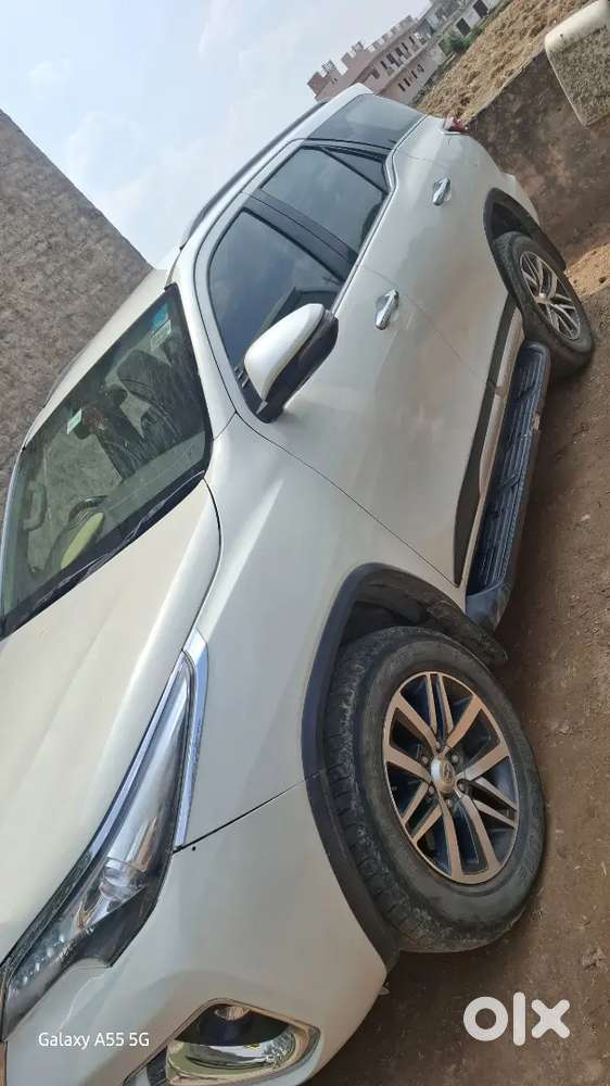 Toyota Fortuner 2019 Diesel 163000 Km Driven