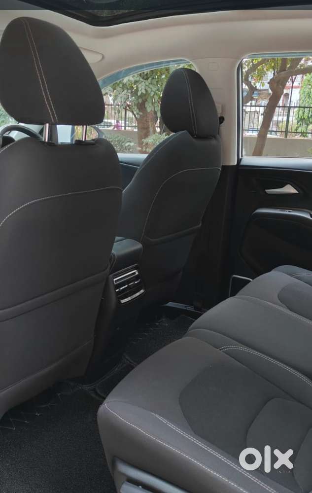 Mg Hector Sharp Pro 1.5 Turbo Cvt, 2024, Petrol