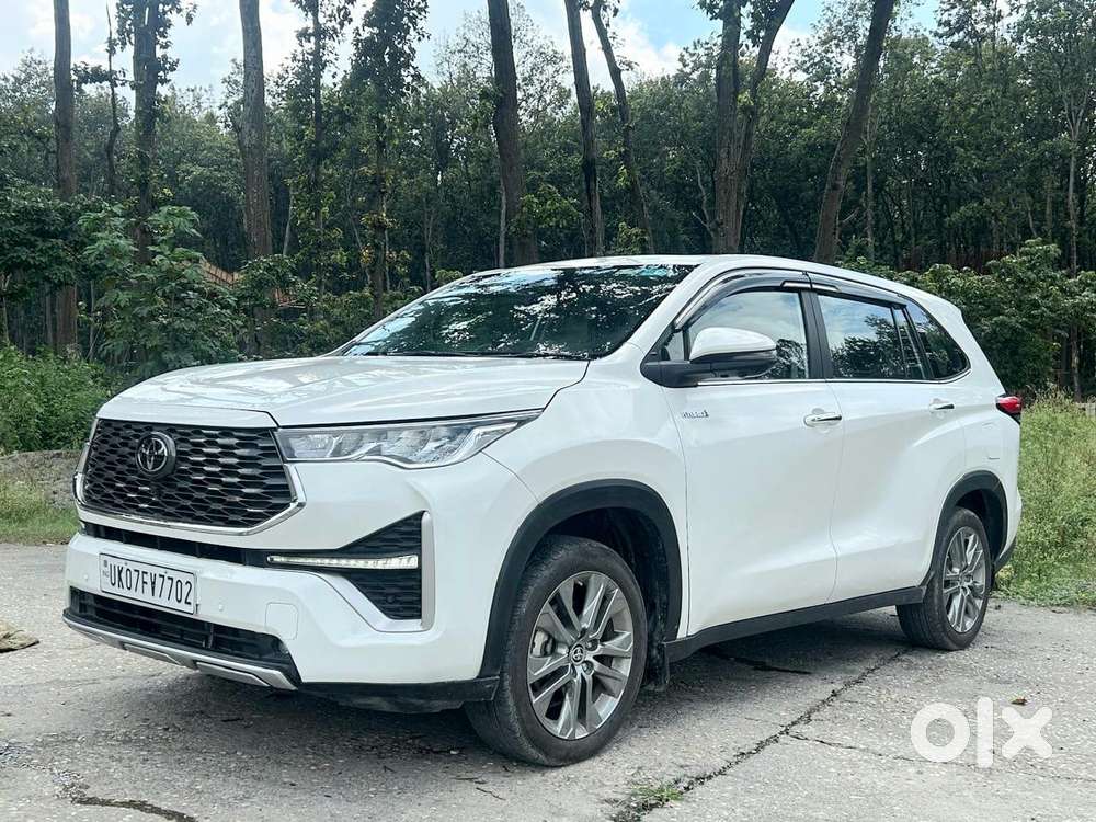 Toyota Innova Hycross 2.0 Zx Hybrid 7 Str, 2024, Petrol