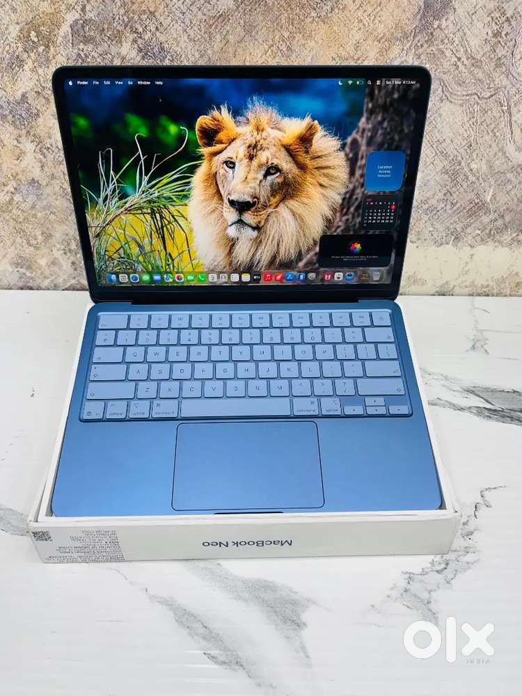 Apple Macbook Neo 5 days old open box all original accessories