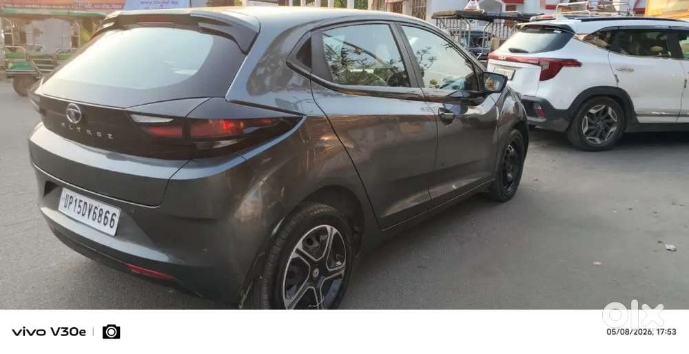 Tata Altroz 2022 Petrol Good Condition Xm+