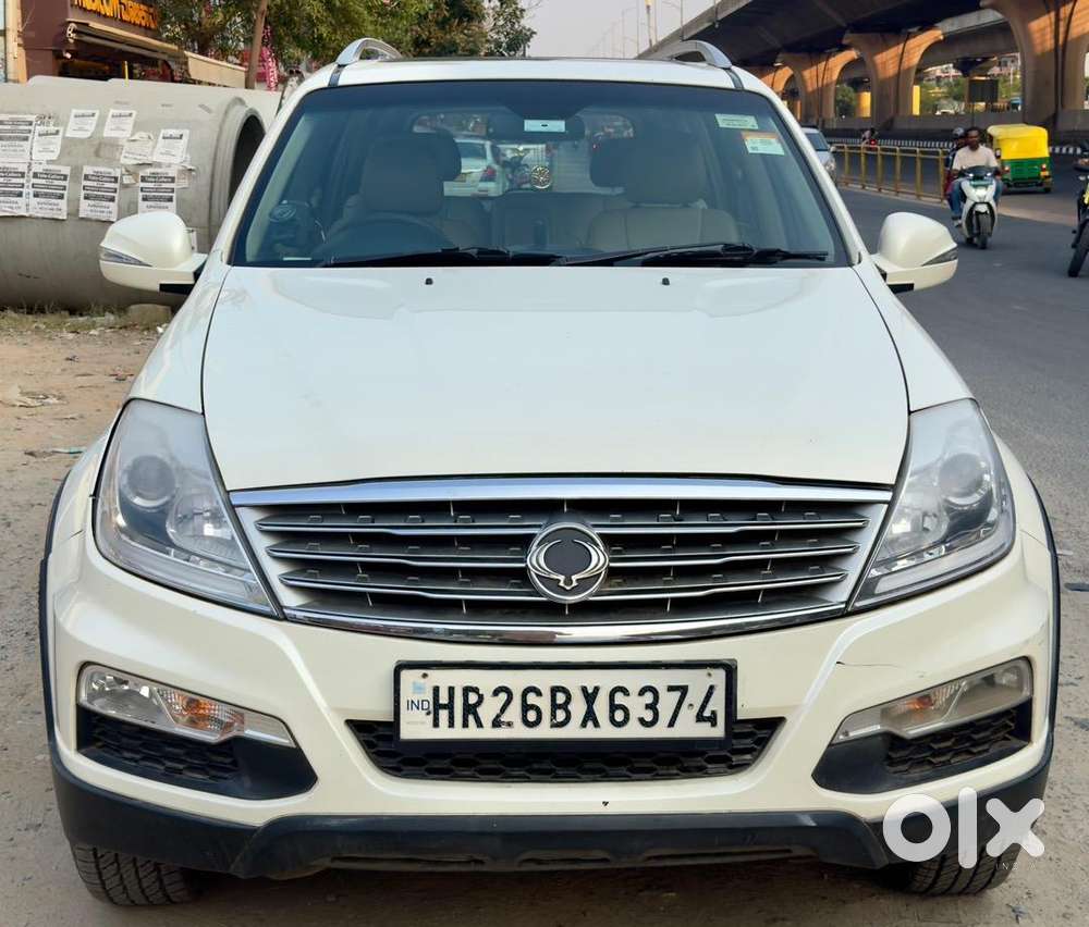 Mahindra Diesel Car 2013 7 Seater Automatic