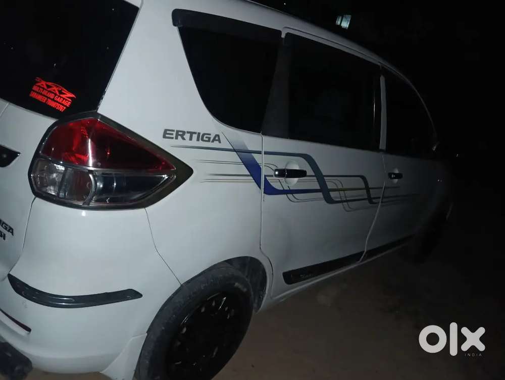 Maruti Suzuki Ertiga 2014 Diesel 80000 Km Driven+