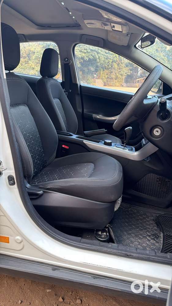 Tata Nexon 1.5 Revotorq Xma Plus (s) Amt, 2022, Diesel