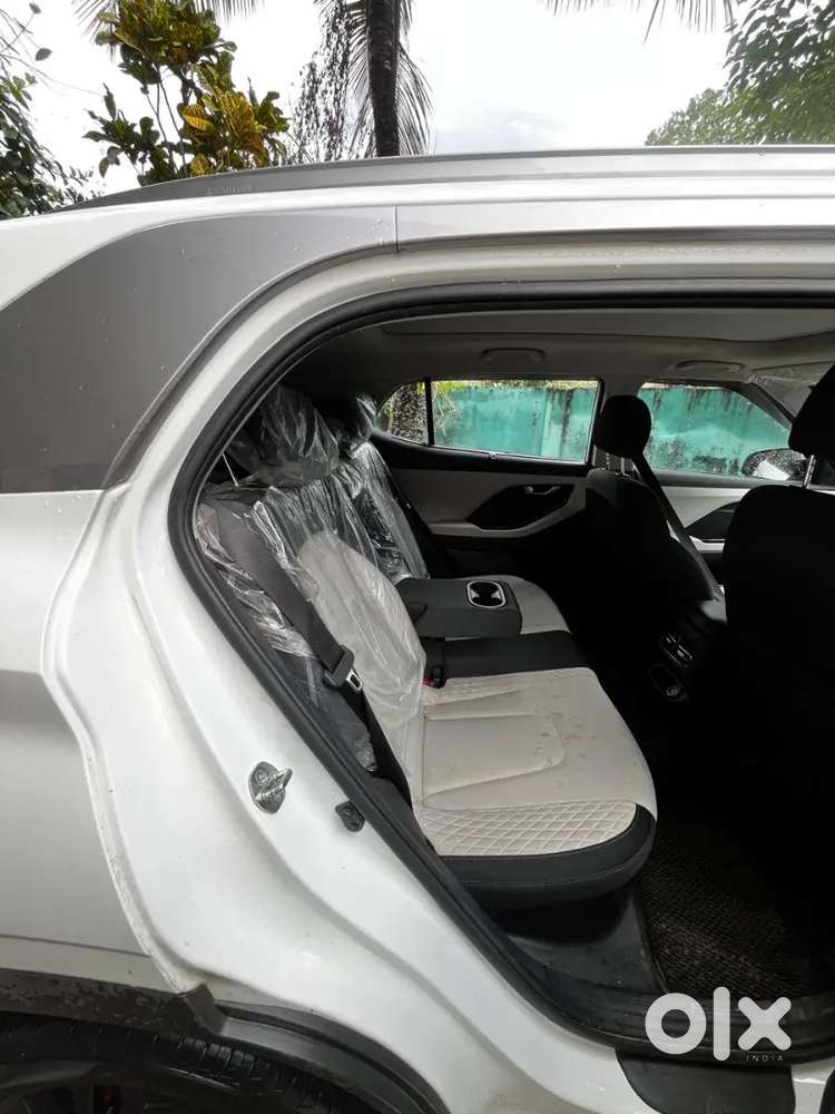 Hyundai Creta 2024 Petrol 19000 Km Driven With Comercial Registration