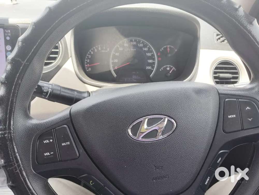 Hyundai Grand I10 2018 Petrol 31700 Km Driven