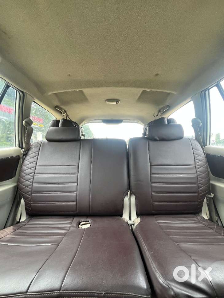 Toyota Innova 2.5 G (diesel) 8 Seater, 2012, Diesel