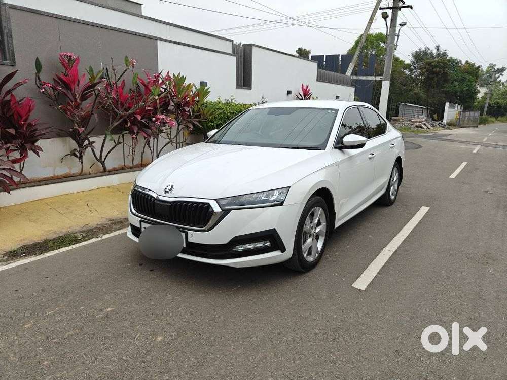 Skoda Octavia 2.0 Style Tsi At, 2021, Petrol