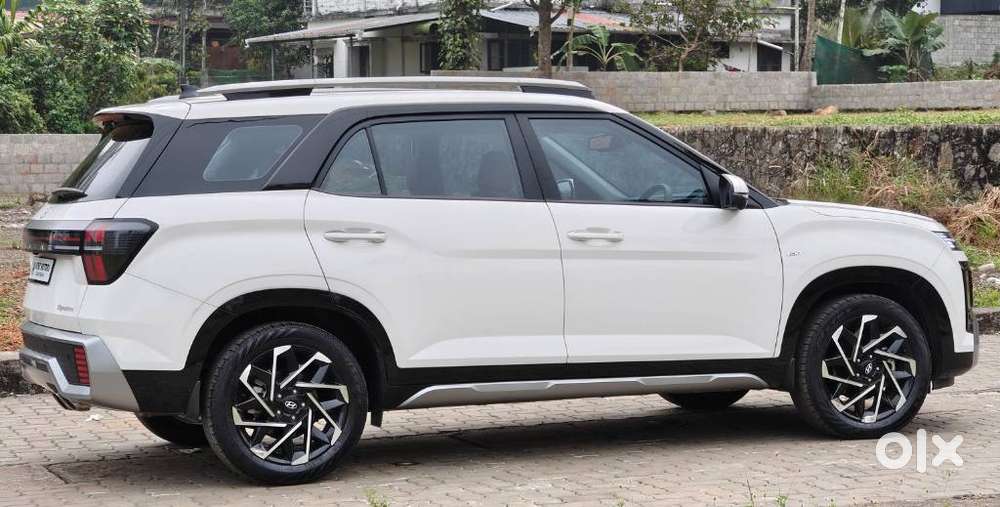 Hyundai Alcazar Signature (o) 6 Str 1.5 Petrol Dct, 2024, Petrol