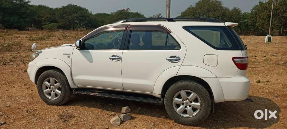 Toyota Fortuner Diesel 2010