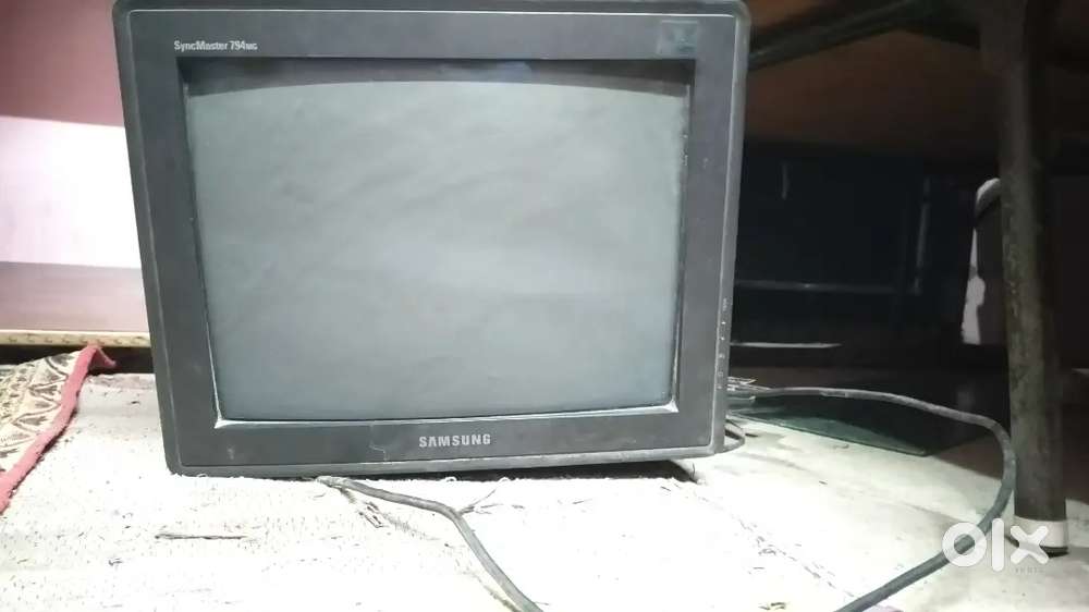 Ready for sale monitor, cpu and ups