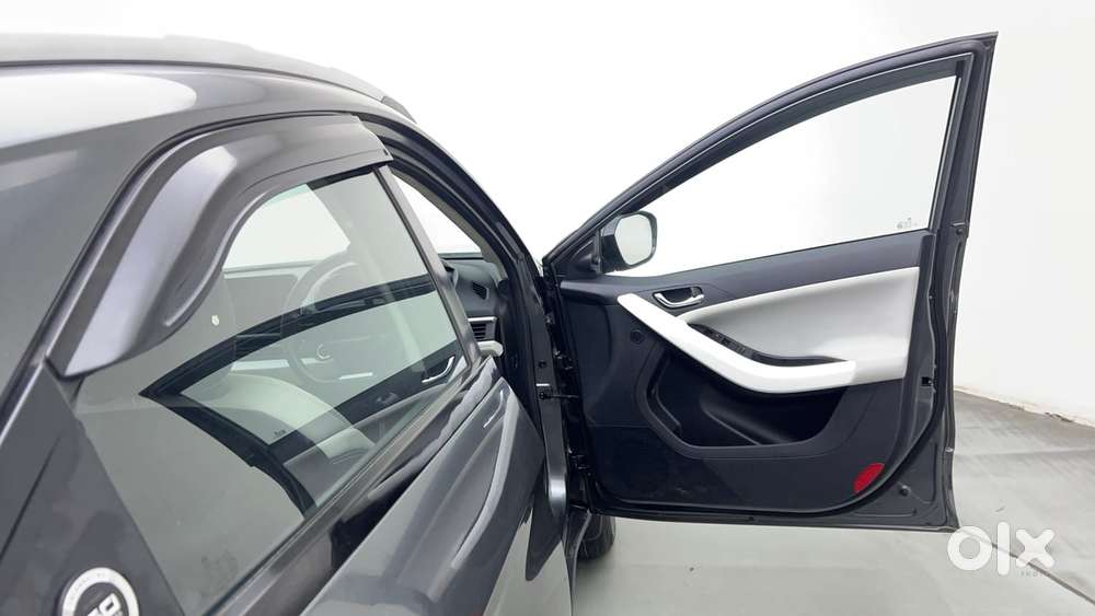 Tata Nexon Creative Plus 1.2 Revotron Petrol 7dca, 2024, Petrol
