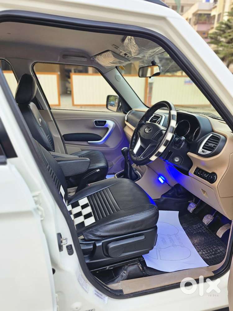 Mahindra Tuv 300 T10, 2018, Diesel
